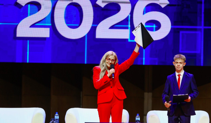 Фото «Голос поколения Z». Популярные блогеры Никишева, Голик и Савочкин поделились секретами успеха на форуме «Медиапритяжение. Новосибирь 2.0» 2